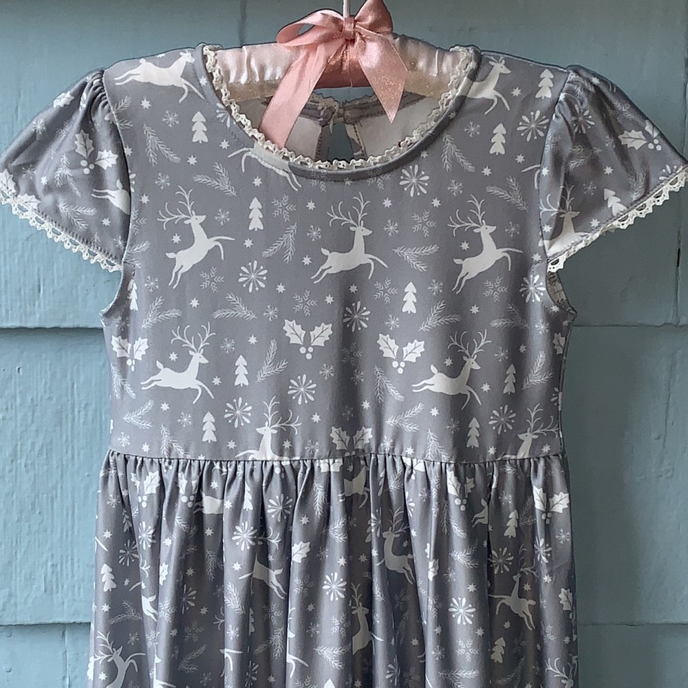 NWT Cheeky Plum 3T Loungewear Gown Reindeer Games Holiday - Picture 6 of 12